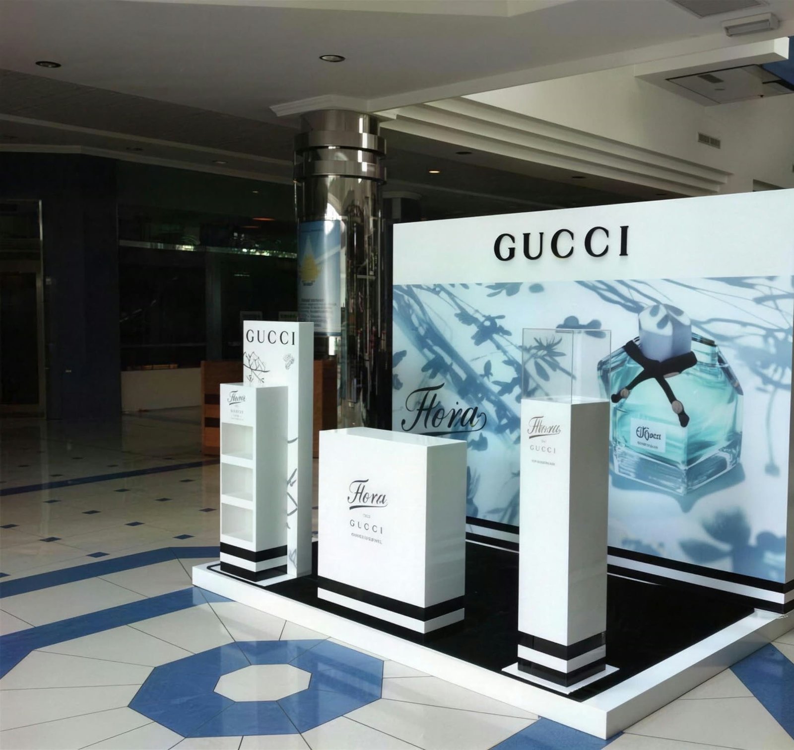 Gucci Flora mall display, built by The Touch